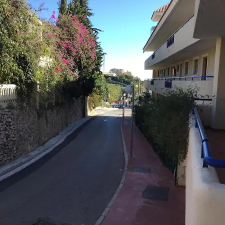 Fuengirola Apartment شقة