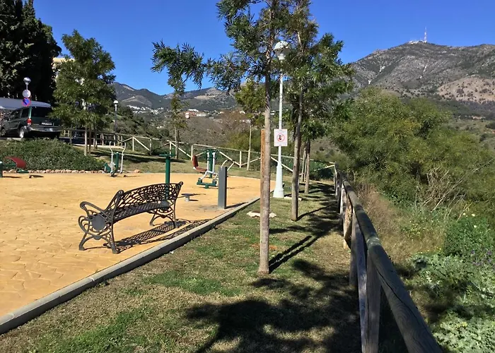 Fuengirola Apartment Фуенхірола