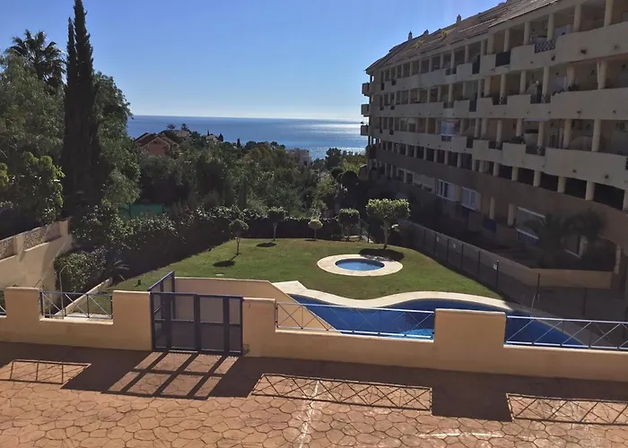 Fuengirola Apartment Апартаменти *
