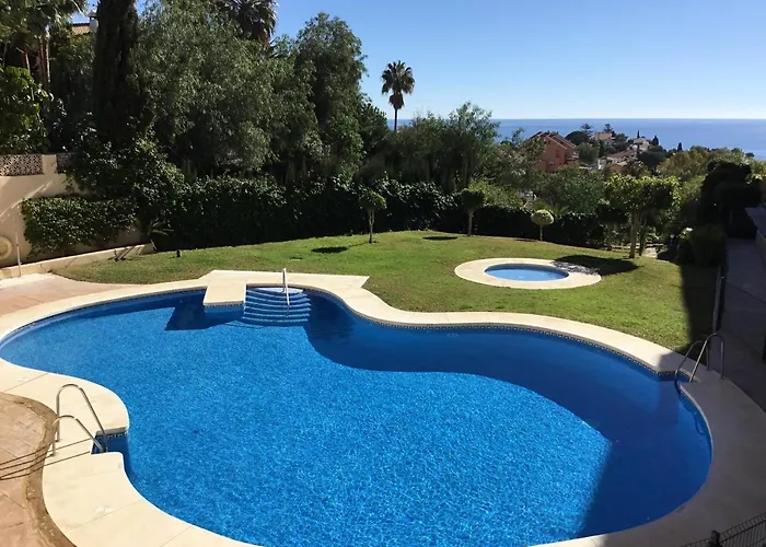 Fuengirola Apartment Апартаменти *